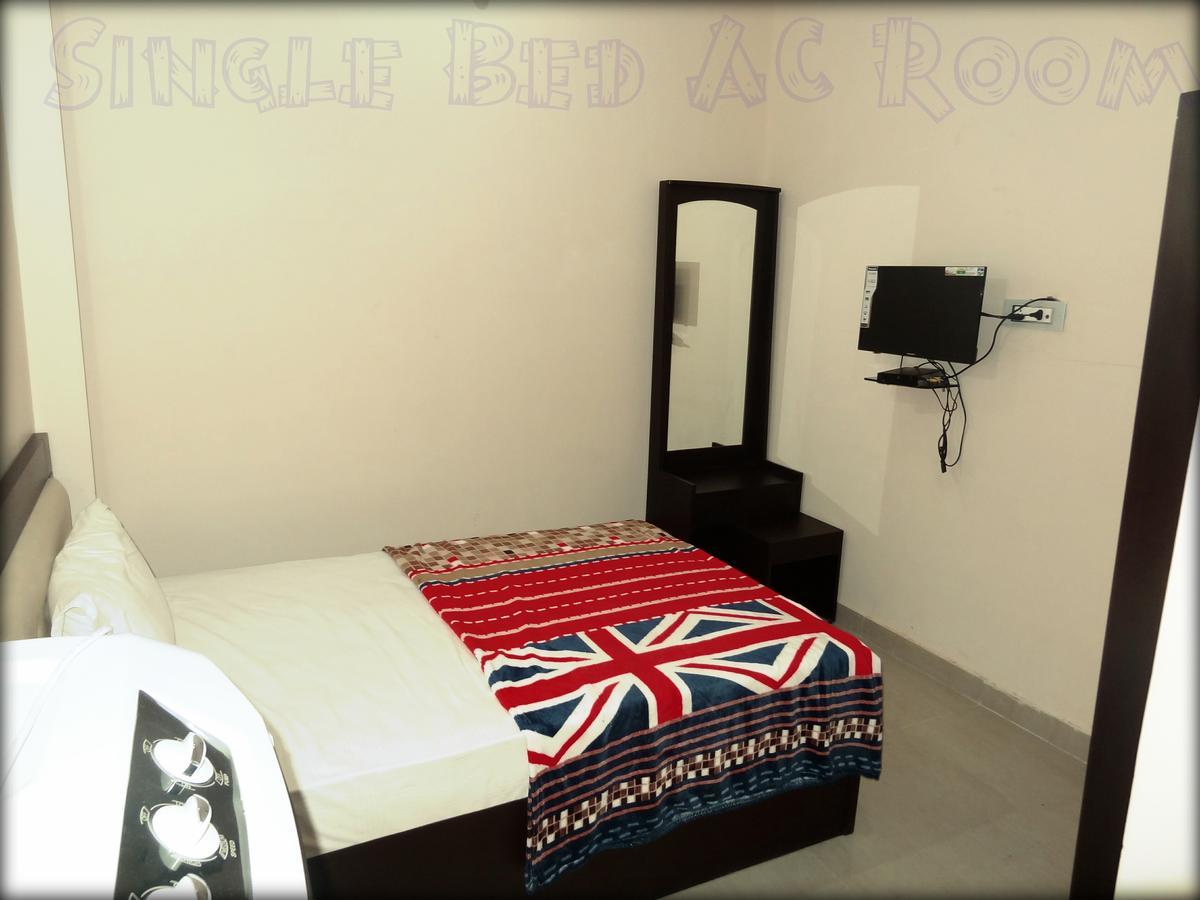 The Royal Hotel Chhatarpur Dış mekan fotoğraf