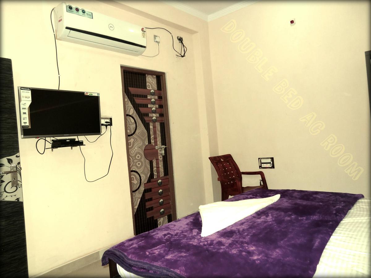The Royal Hotel Chhatarpur Dış mekan fotoğraf